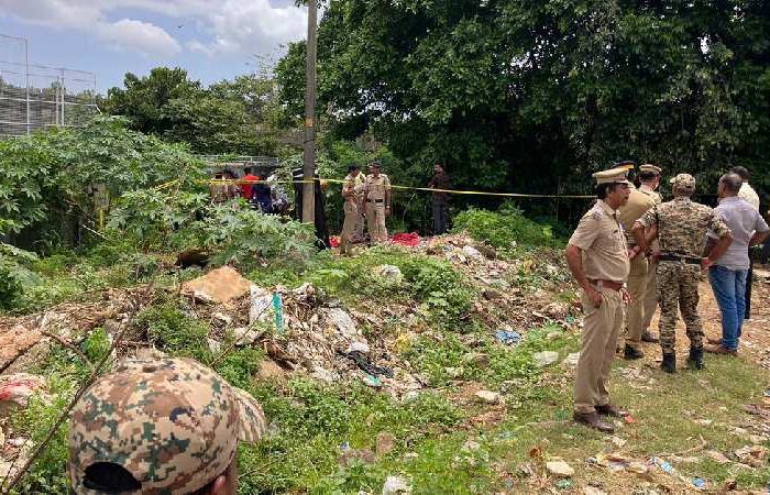 ആലുവയിൽ കേരള പൊലീസിന് വീഴ്ച പറ്റിയോ ?  ആരാണ് യഥാർത്ഥത്തിൽ കുറ്റവാളി ?