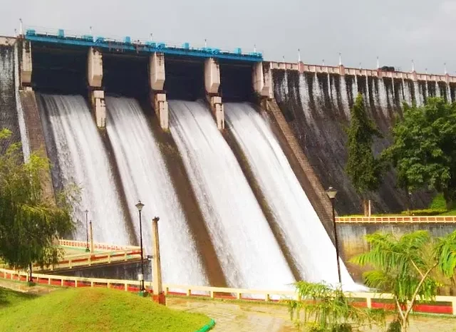 നെയ്യാര്‍ ഡാമിൻ്റെ ഷട്ടറുകള്‍ ഉയര്‍ത്തി; സമീപ പ്രദേശങ്ങളില്‍ ജാഗ്രതാ നിര്‍ദ്ദേശം