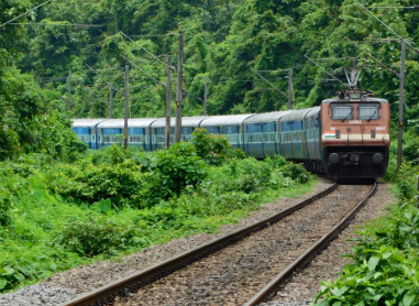 പുനലൂര്‍-ചെങ്കോട്ട പാതയിലും വൈദ്യുത തീവണ്ടി; ആദ്യവണ്ടി പാലരുവി എക്സ്‌പ്രസ്