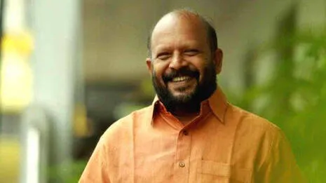 'പൂരം സ്വാഭാവികമായി മുടങ്ങുന്ന സാഹചര്യമില്ല'; എഡിജിപിയുടെ അന്വേഷണ റിപ്പോര്‍ട്ട് തള്ളി വി.എസ് സുനില്‍കുമാര്‍