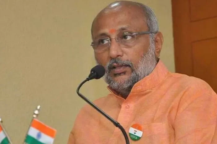 ഉപരാഷ്ട്രപതി തെരഞ്ഞെടുപ്പ്; എന്‍ഡിഎ സ്ഥാനാര്‍ത്ഥി സി പി രാധാകൃഷ്ണന്‍  പത്രിക സമര്‍പ്പിച്ചു
