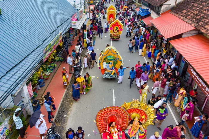 ഓണമെത്തി; തൃപ്പൂണിത്തുറ അത്തം ഘോഷയാത്ര നാളെ