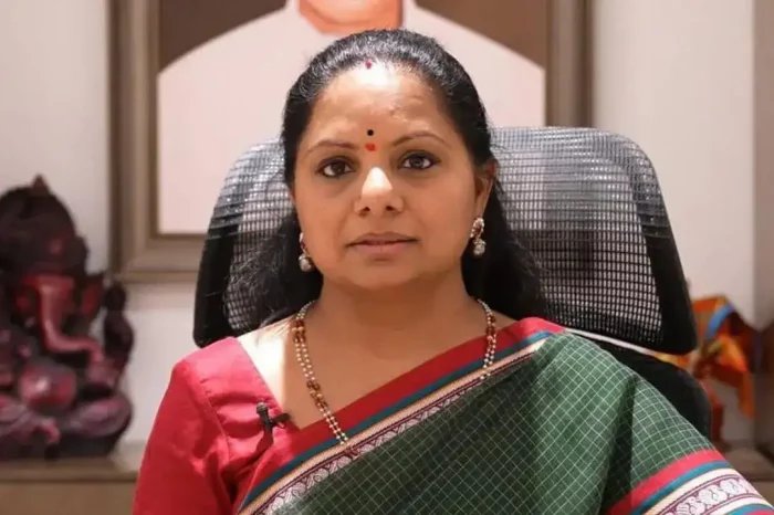 ബിആര്‍എസില്‍ പൊട്ടിത്തെറി; കെ കവിതയെ സസ്‌പെന്‍ഡ് ചെയ്തു