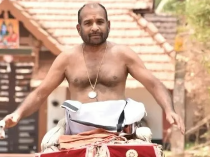 മദ്ദള വിദ്വാന്‍ എരവത്ത് അപ്പുമാരാര്‍ അന്തരിച്ചു