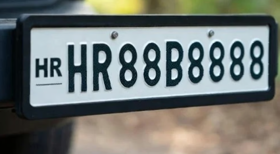 വാഹന നമ്പര് ലേലത്തില് റെക്കോര്ഡ്; ഫാന്സി നമ്പര് സ്വന്തമാക്കാന് മുടക്കിയത് 1.17 കോടി രൂപ