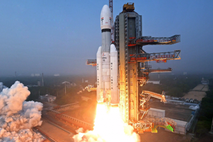 എട്ടാം വിക്ഷേപണത്തിലും അഭിമാനമായി ഇന്ത്യയുടെ ബാഹുബലി;  ഇന്ത്യയിൽനിന്നു വിക്ഷേപിക്കുന്ന ഏറ്റവും ഭാരമേറിയ ഉപഗ്രഹവുമായി കുതിച്ചുയർന്നു