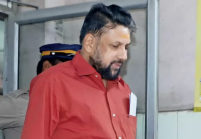 സ്വർണക്കൊള്ള കേസ്: തന്ത്രി കണ്ഠരര് രാജീവരർക്ക് ജാമ്യം