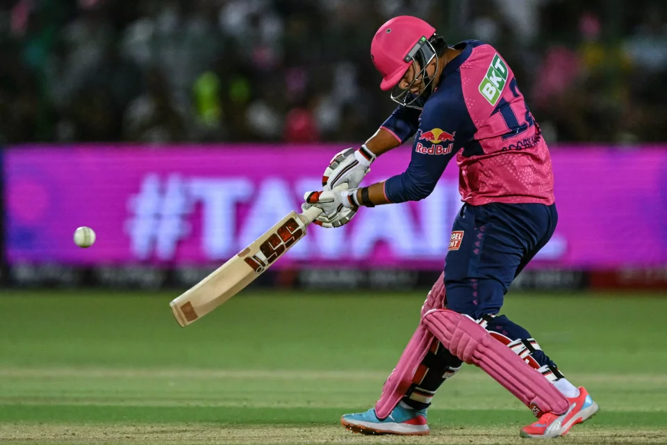 ചെന്നൈയ്ക്ക് തോൽവിയോടെ തുടക്കം; രാജസ്ഥാന് എട്ട് വിക്കറ്റ് ജയം