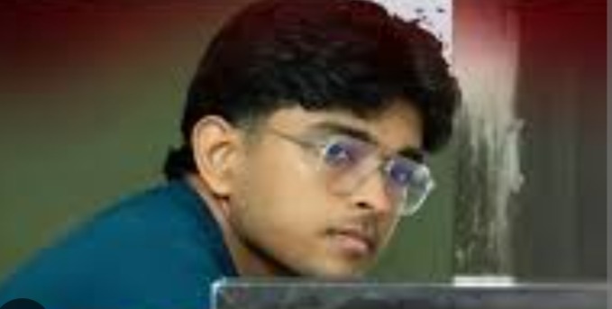 അര്‍ജുന്‍ ആയങ്കിക്ക് വേണ്ടിയുള്ള ക്രൗഡ് ഫണ്ടിംഗ്; ലഭിച്ചത് 16,000 രൂപയെന്ന് അജയ് ആയങ്കി