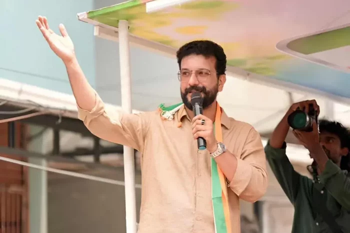'ഓട്ടാേരക്ഷാ പദ്ധതി'യുമായി രമേഷ് പിഷാരടി; പാലക്കാട് മണ്ഡലത്തിലെ ഓട്ടോറിക്ഷ ഡ്രൈവര്‍മാര്‍ക്ക് സിപിആര്‍ പരിശീലനം